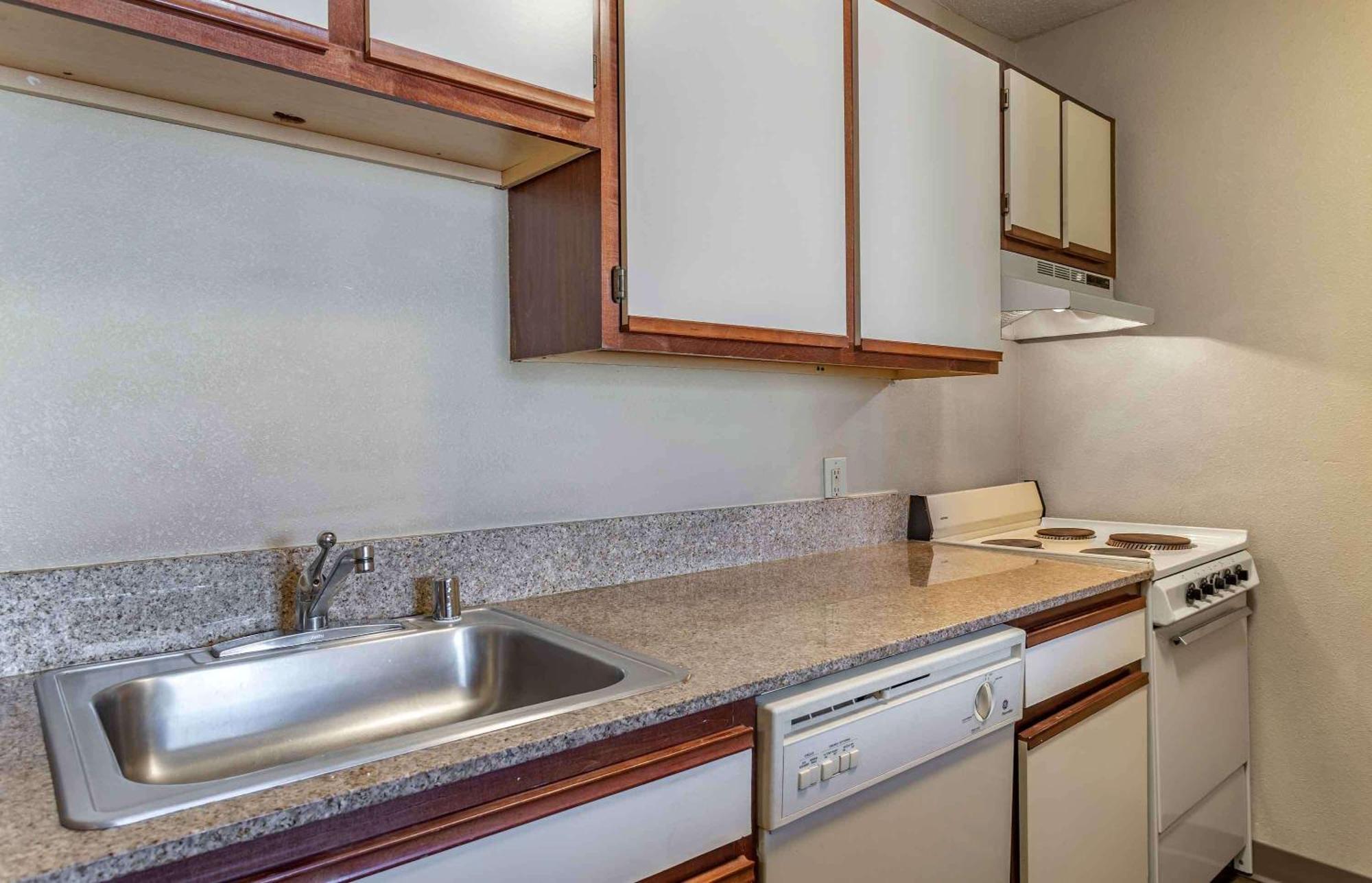 Extended Stay America Suites - Chicago - Lombard - Yorktown Center Exterior photo